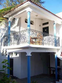Oasis Beach Club Pointe aux Piments Exterior photo