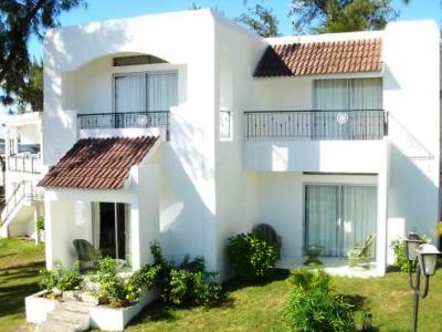 Oasis Beach Club Pointe aux Piments Exterior photo